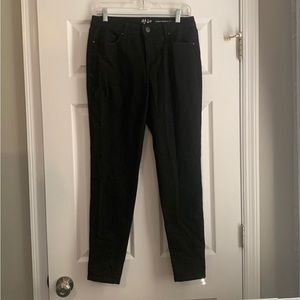 Style & Co size 8 black